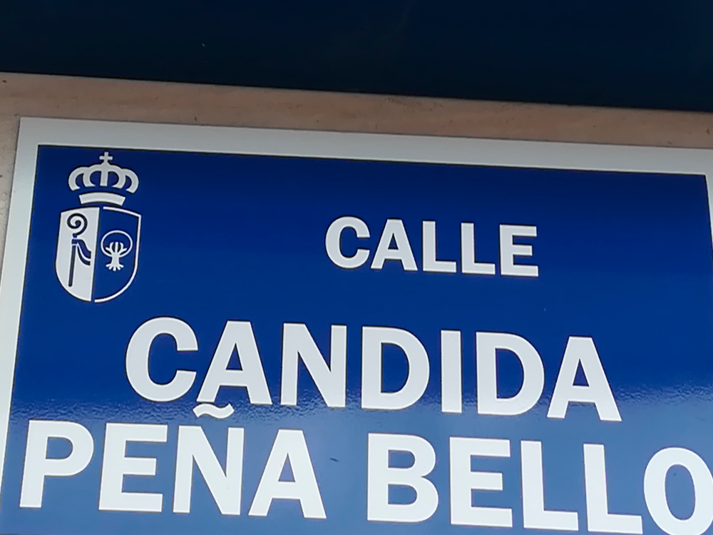 CALLE CÁNDIDA PEÑA BELLO